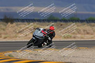 media/Sep-11-2022-SoCal Trackdays (Sun) [[81b7e951af]]/Turn 16 (945am)/